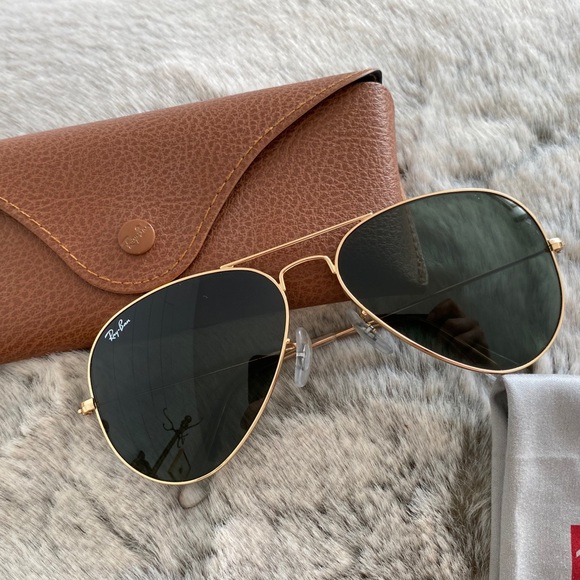 Authentic Ray Ban Aviator Sunglasses Gold - Picture 2 of 10